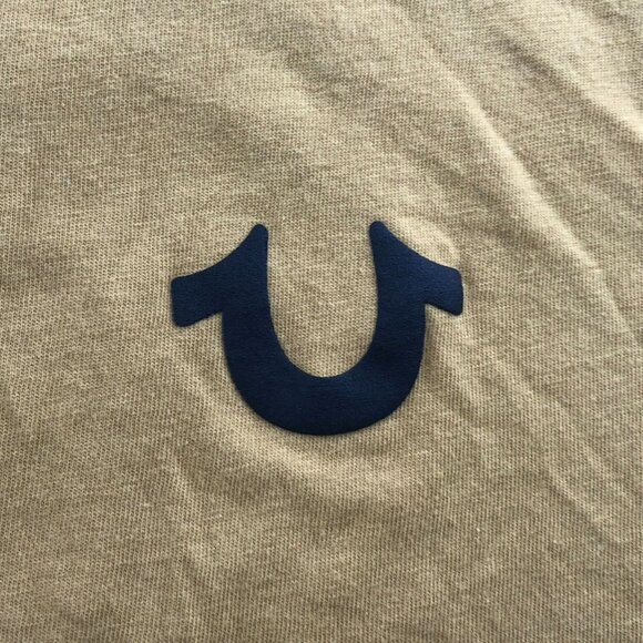 True Religion Mens T-Shirt Size 2XL Short Sleeve Yellow Graphic Tee Casual Crew - Picture 4 of 9